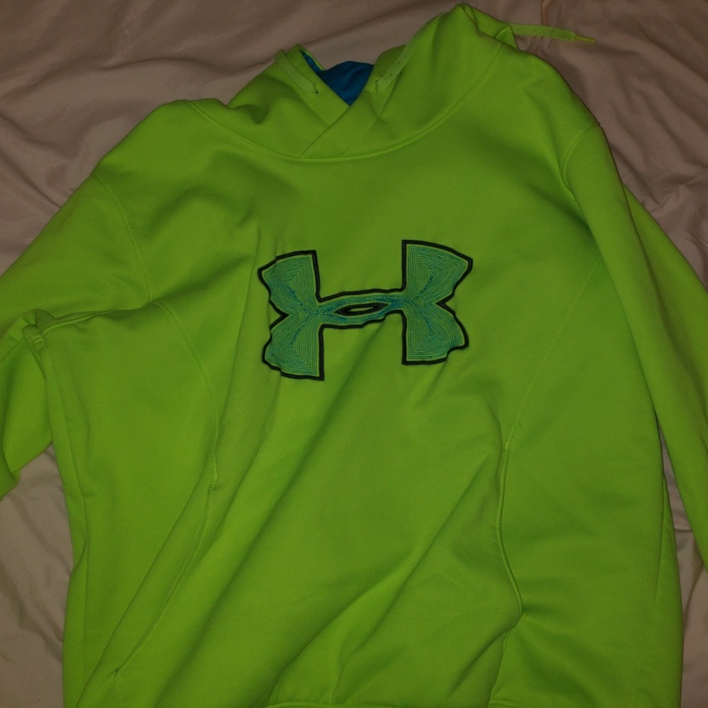under armour sweatshirt